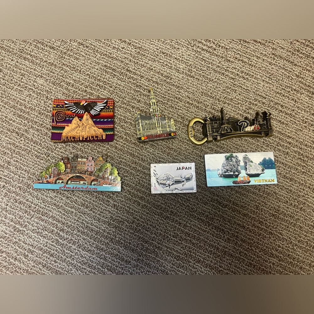 Lot of 6 magnets (new never used) from various countries